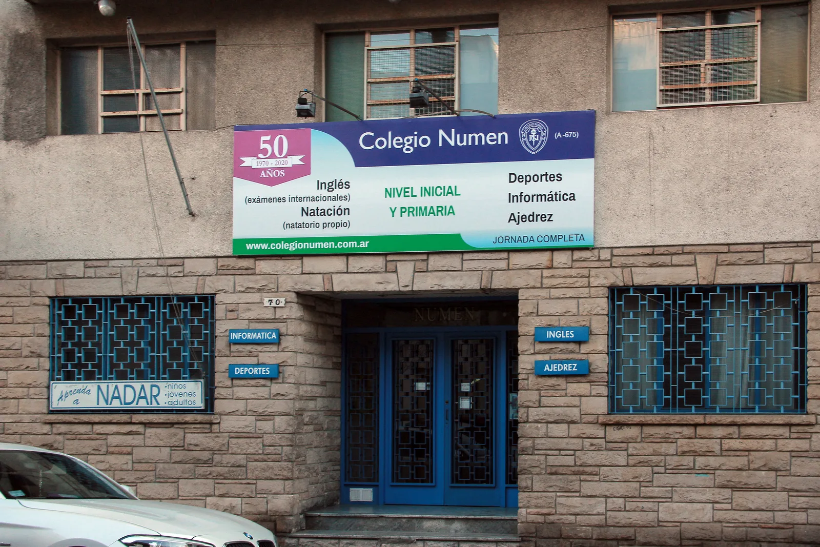 Fachada de Colegio Numen
