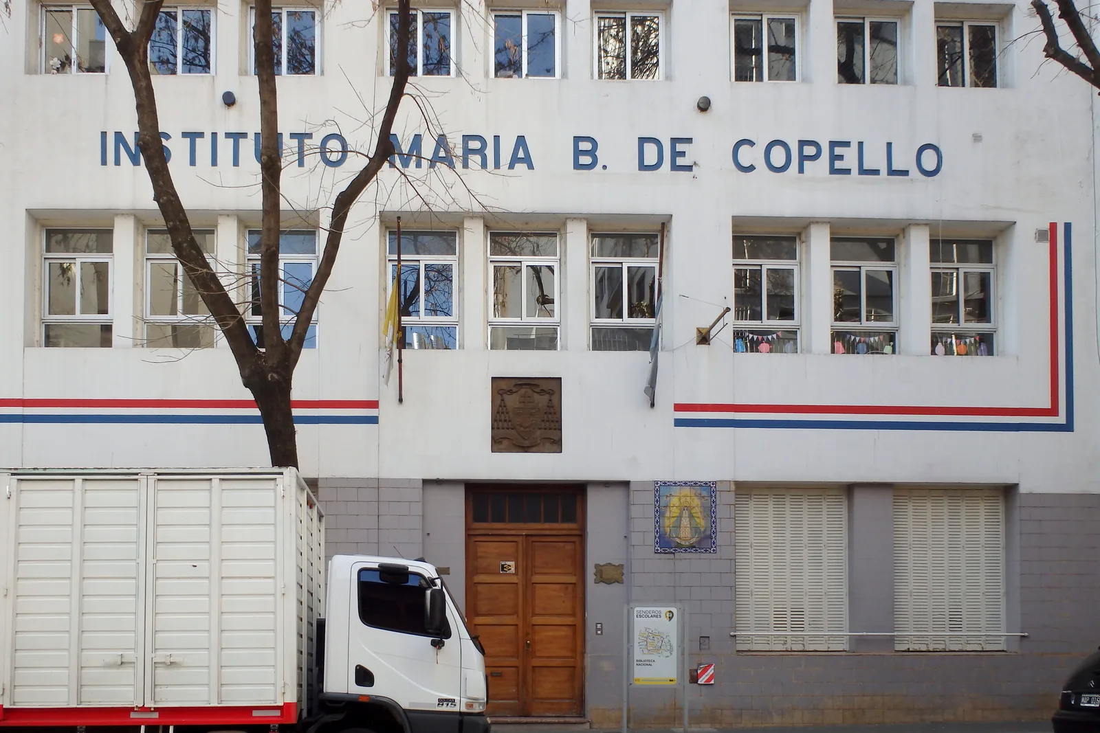 Fachada de Inst María Bianchi de Copello