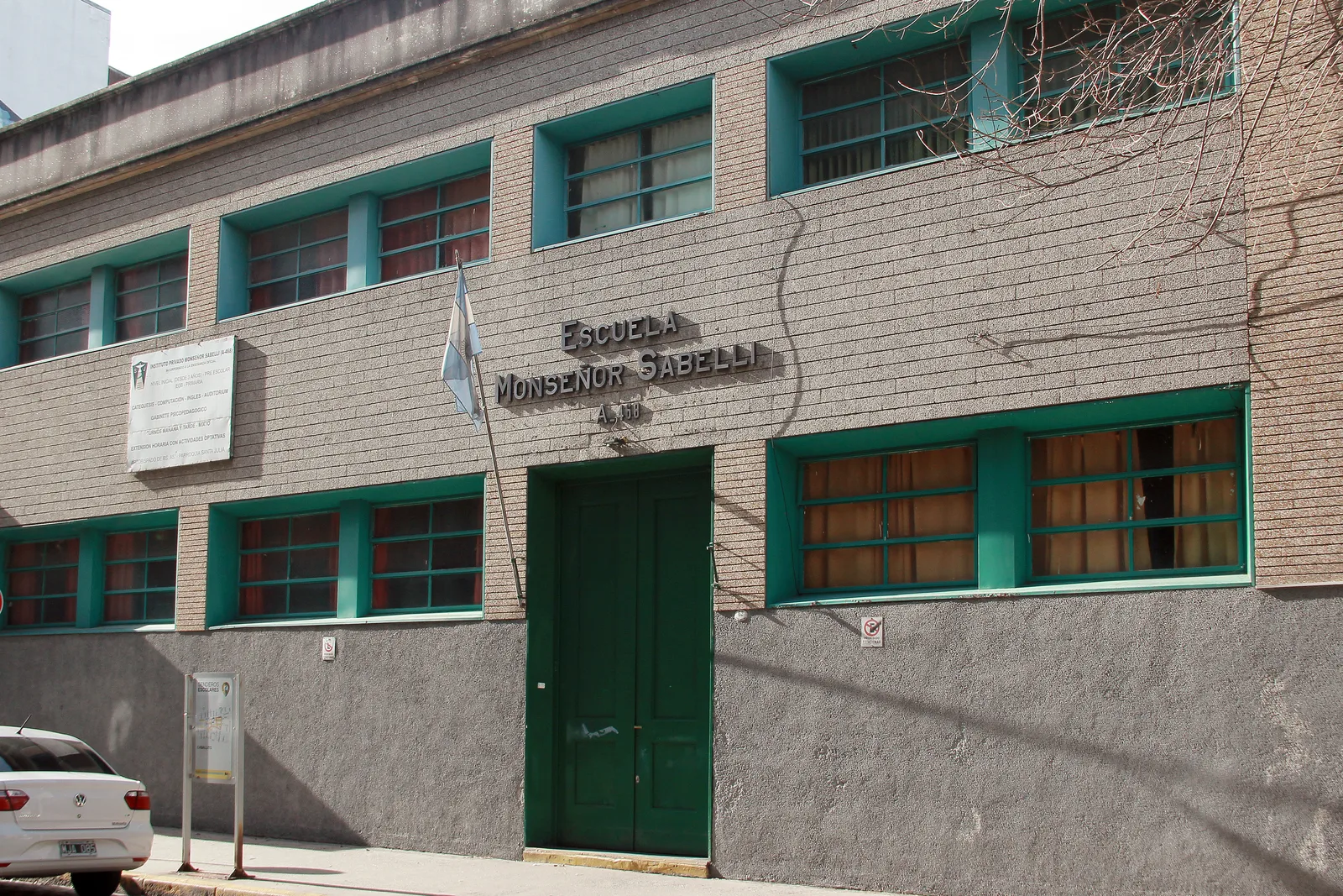 Fachada de Instituto Monseñor Sabelli