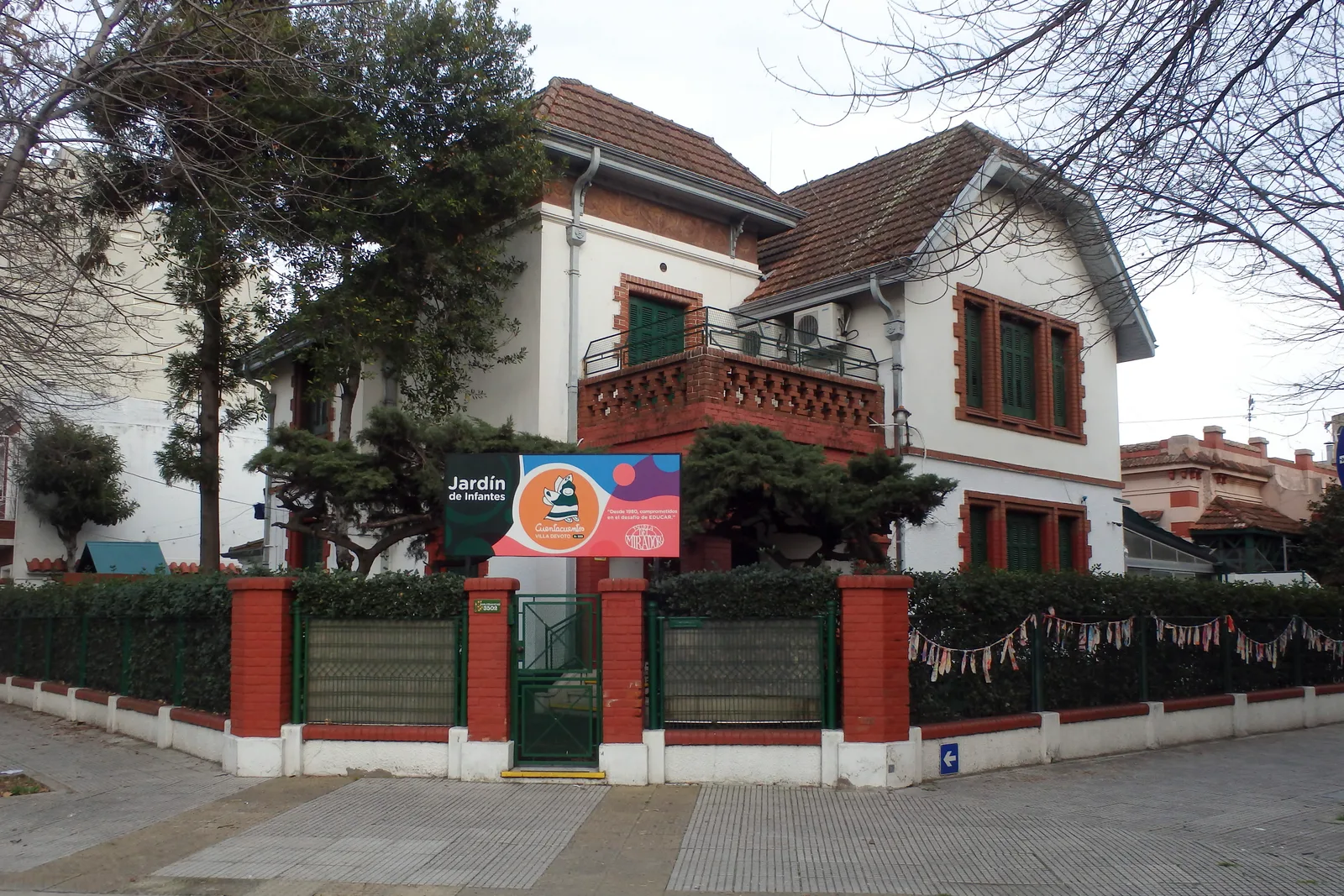 Fachada de Jardín Cuenta Cuentos
