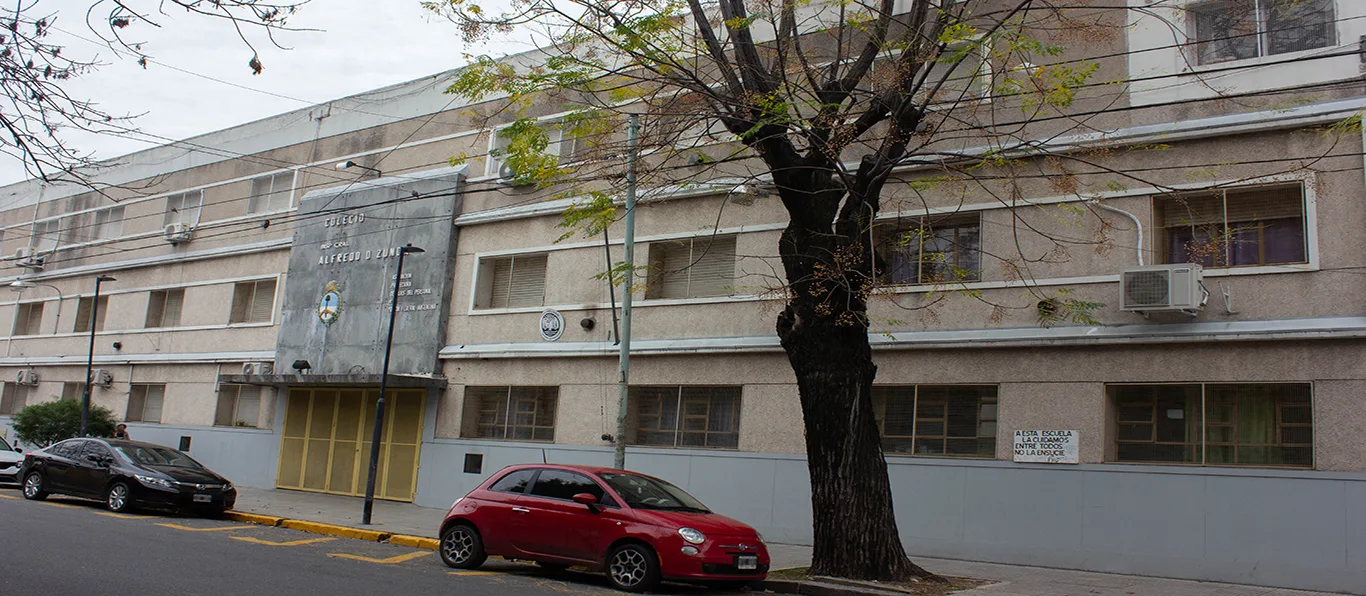 Fachada de Escuela Primaria Común N.º 25 D.E. 12 «Insp Gral Alfredo D Zunda»