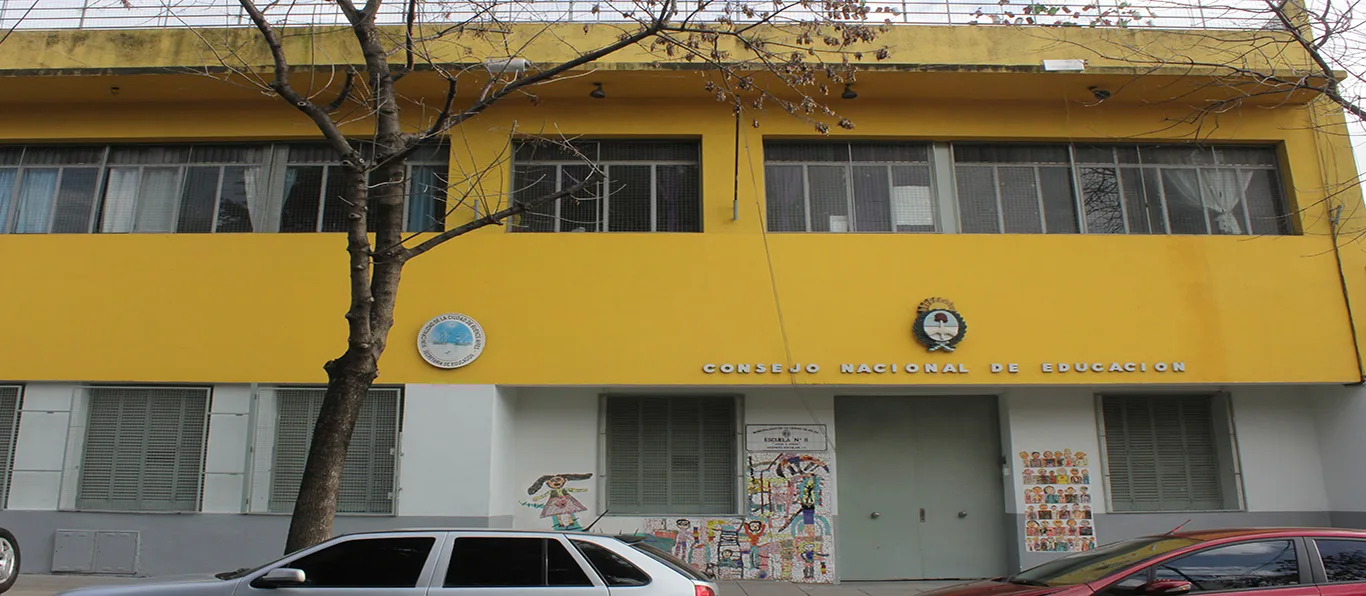 Fachada de Escuela Primaria Común N.º 8 D.E. 15 «Jorge Ángel Boero»