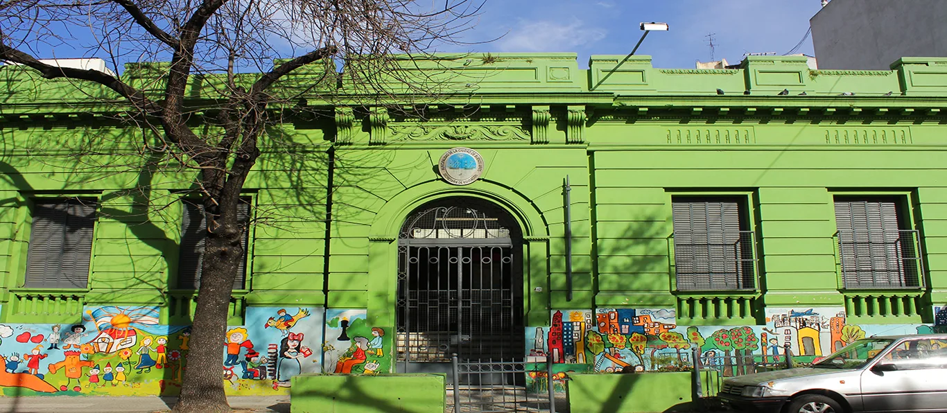 Fachada de Escuela de Reingreso N.º 2 D.E. 2 «Interdisciplinaria N º»