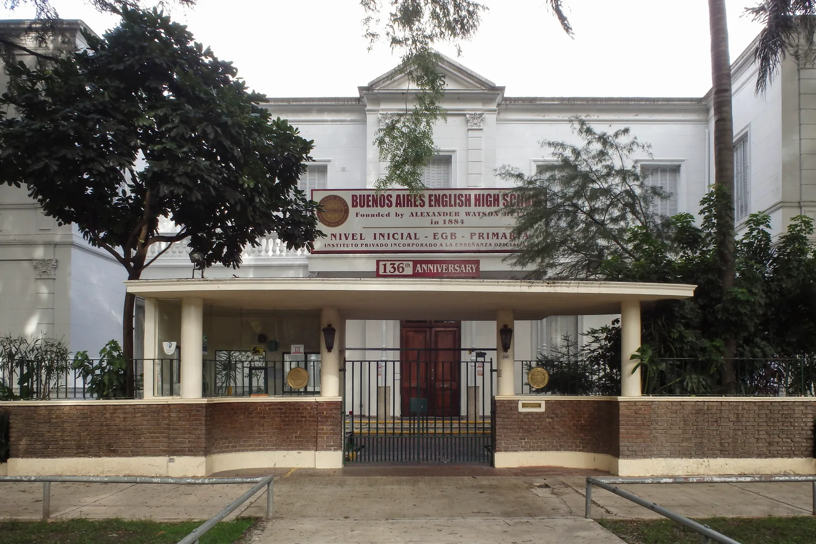 Fachada de Buenos Aires English High School