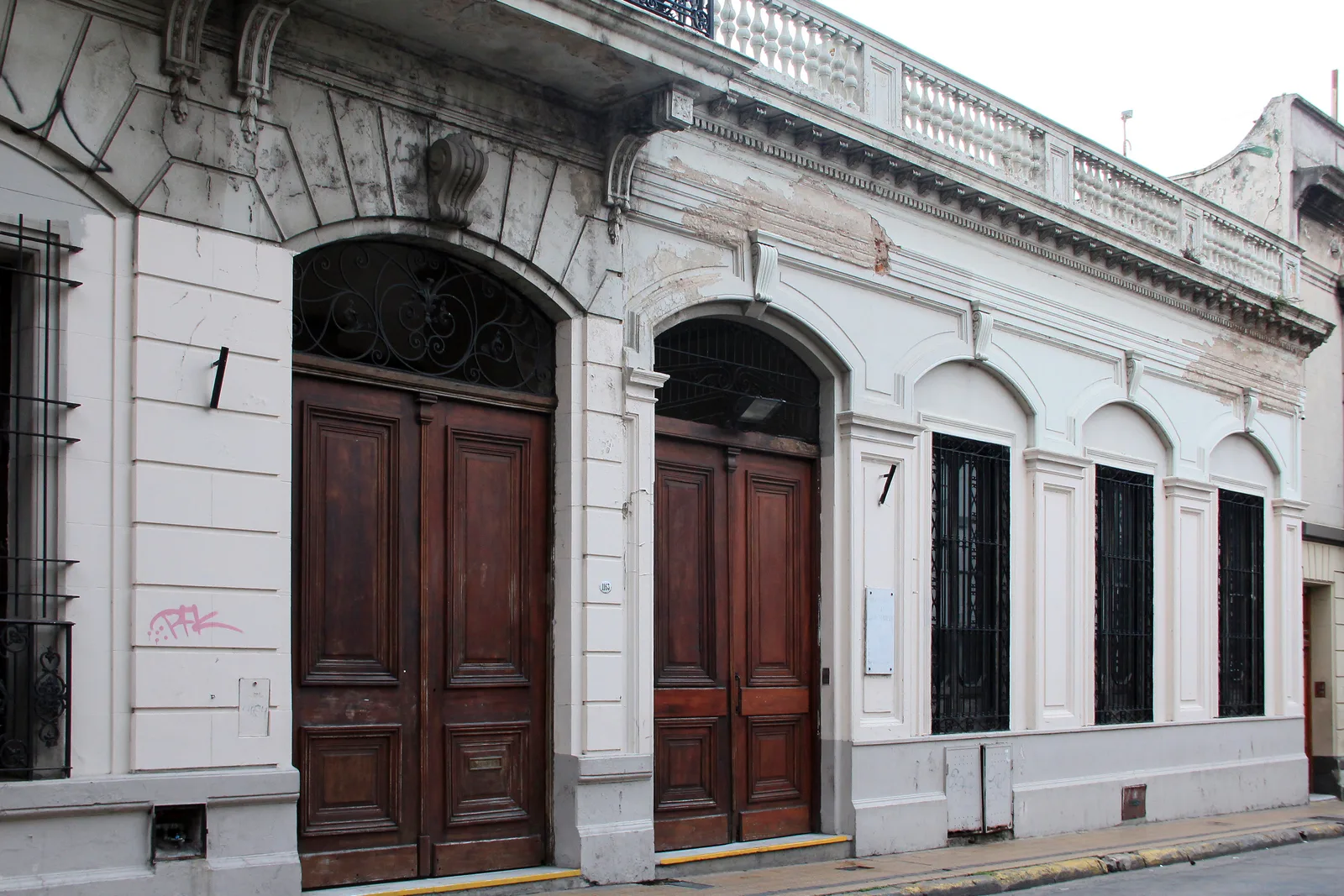 Fachada de Instituto Privado Simón Bolívar