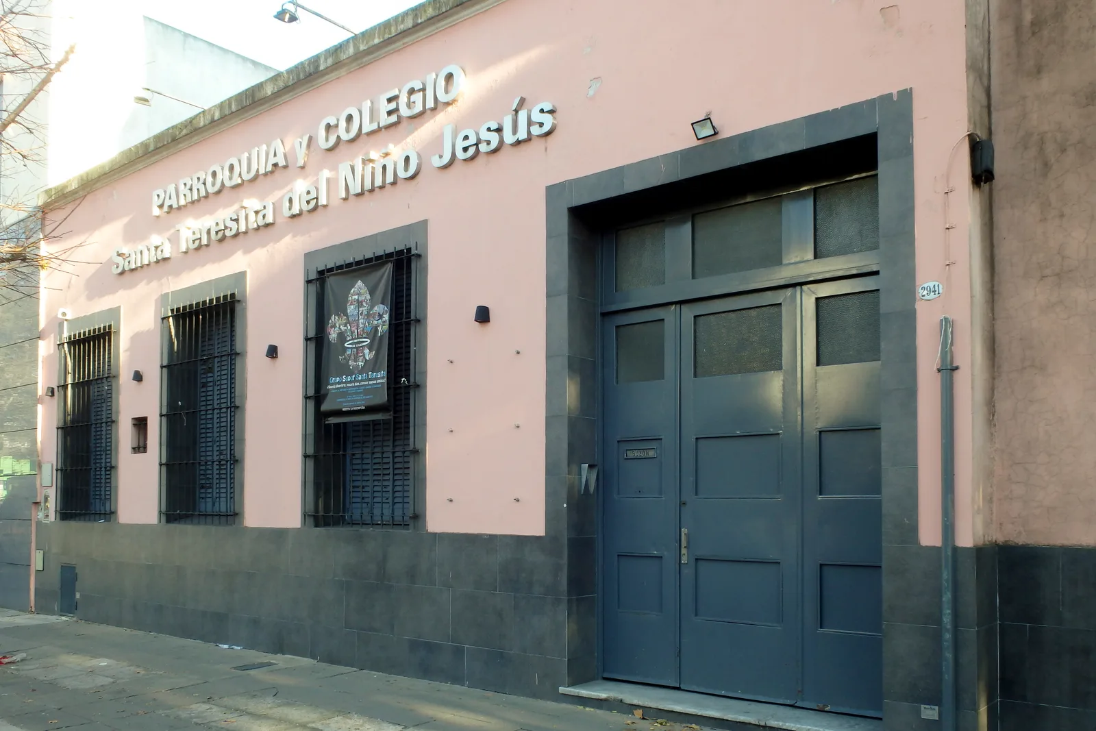 Fachada de Instituto Educacional Santa Teresita