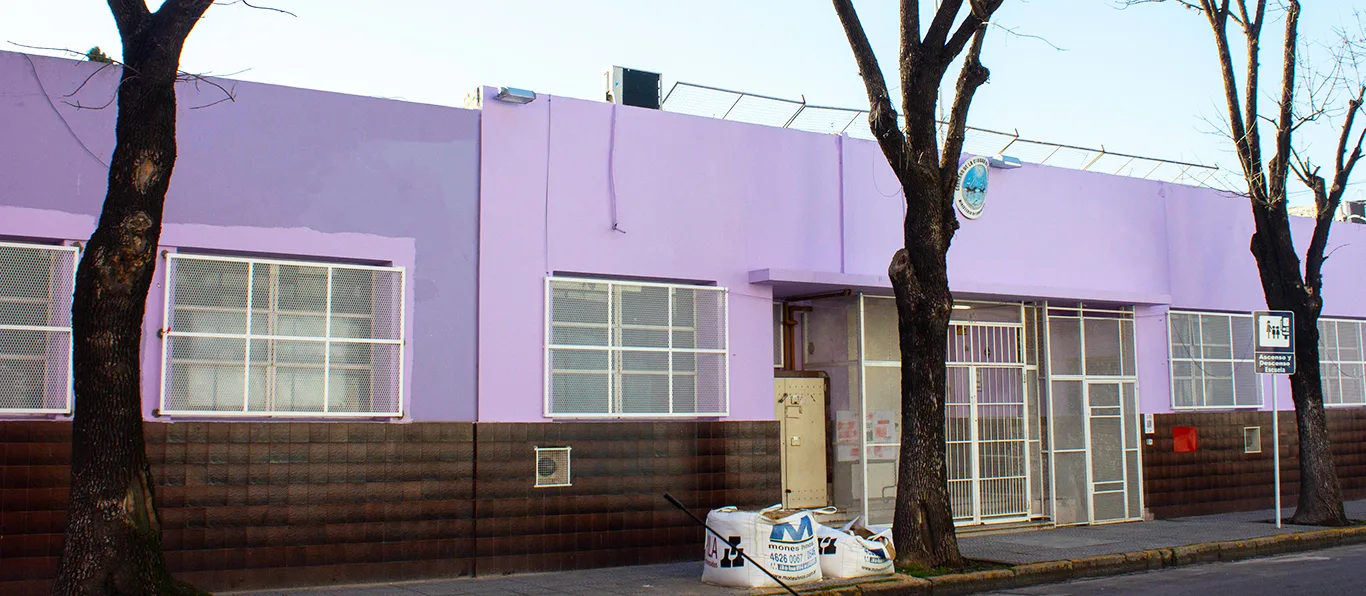 Fachada de Jardín de Infantes Integral N.º 2 D.E. 5 «Antonio Aberastain»