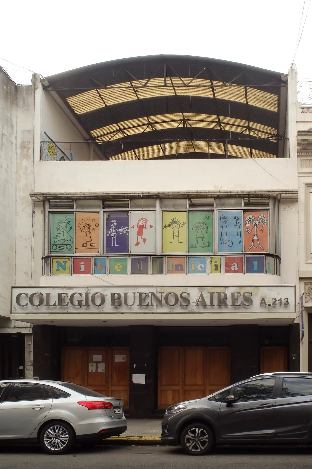 Fachada de Colegio Buenos Aires S.r.l