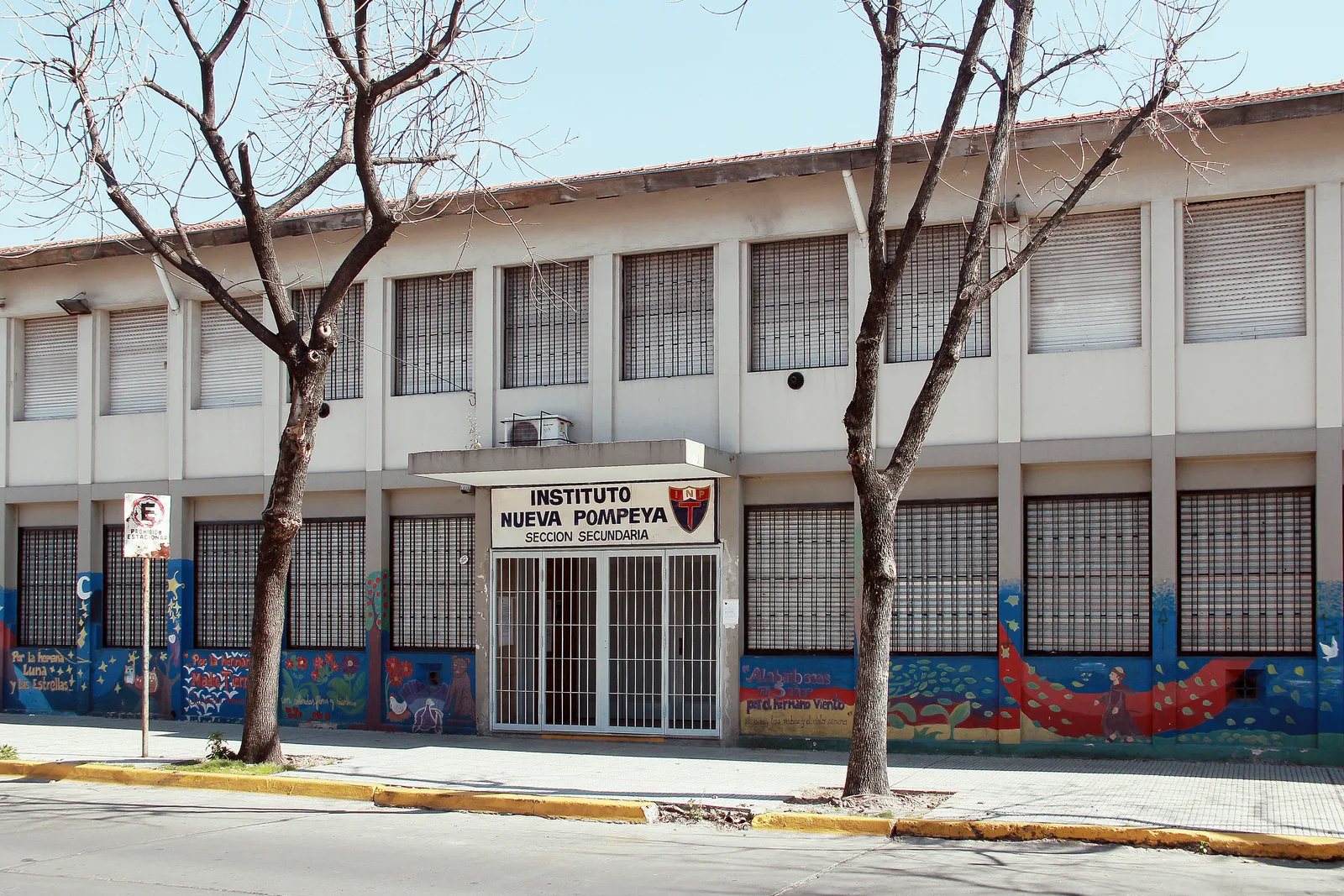 Fachada de Instituto Nueva Pompeya