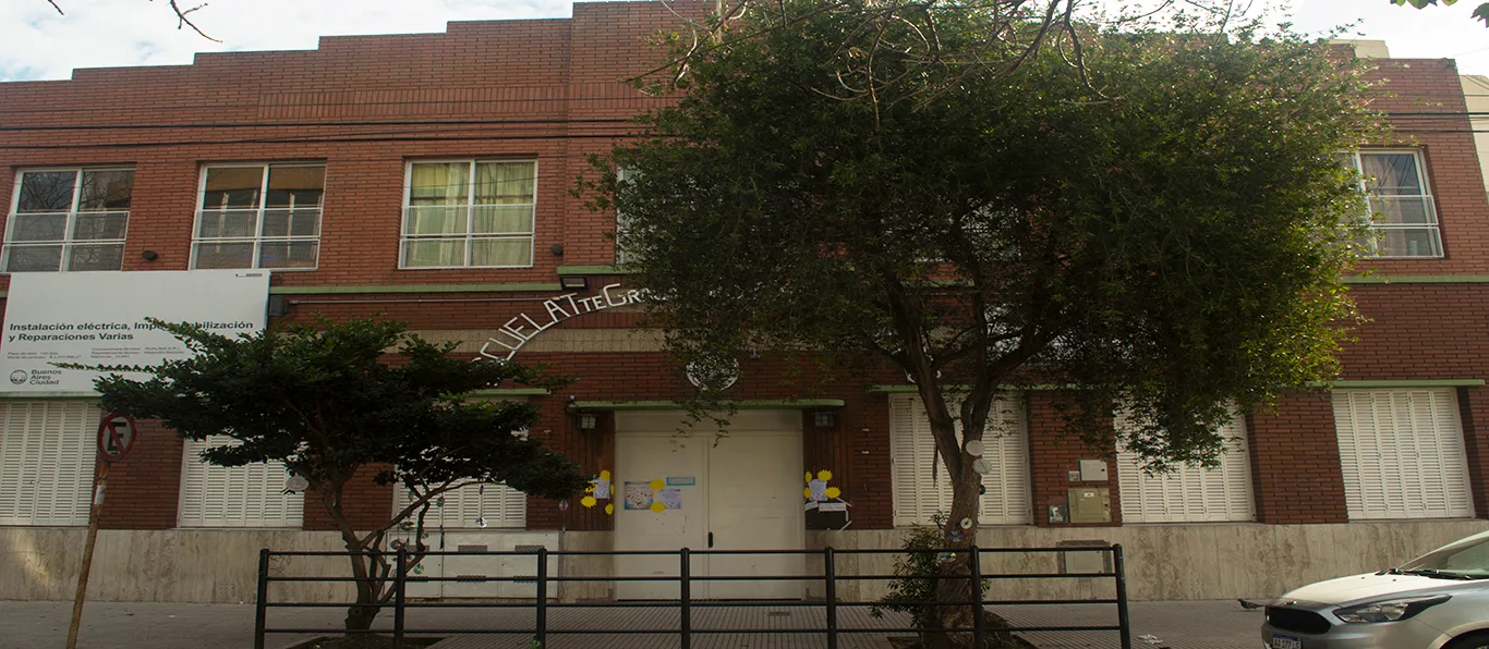 Fachada de Jardín de Infantes Nucleado A N.º 3 D.E. 18 «La Calesita de Don José»