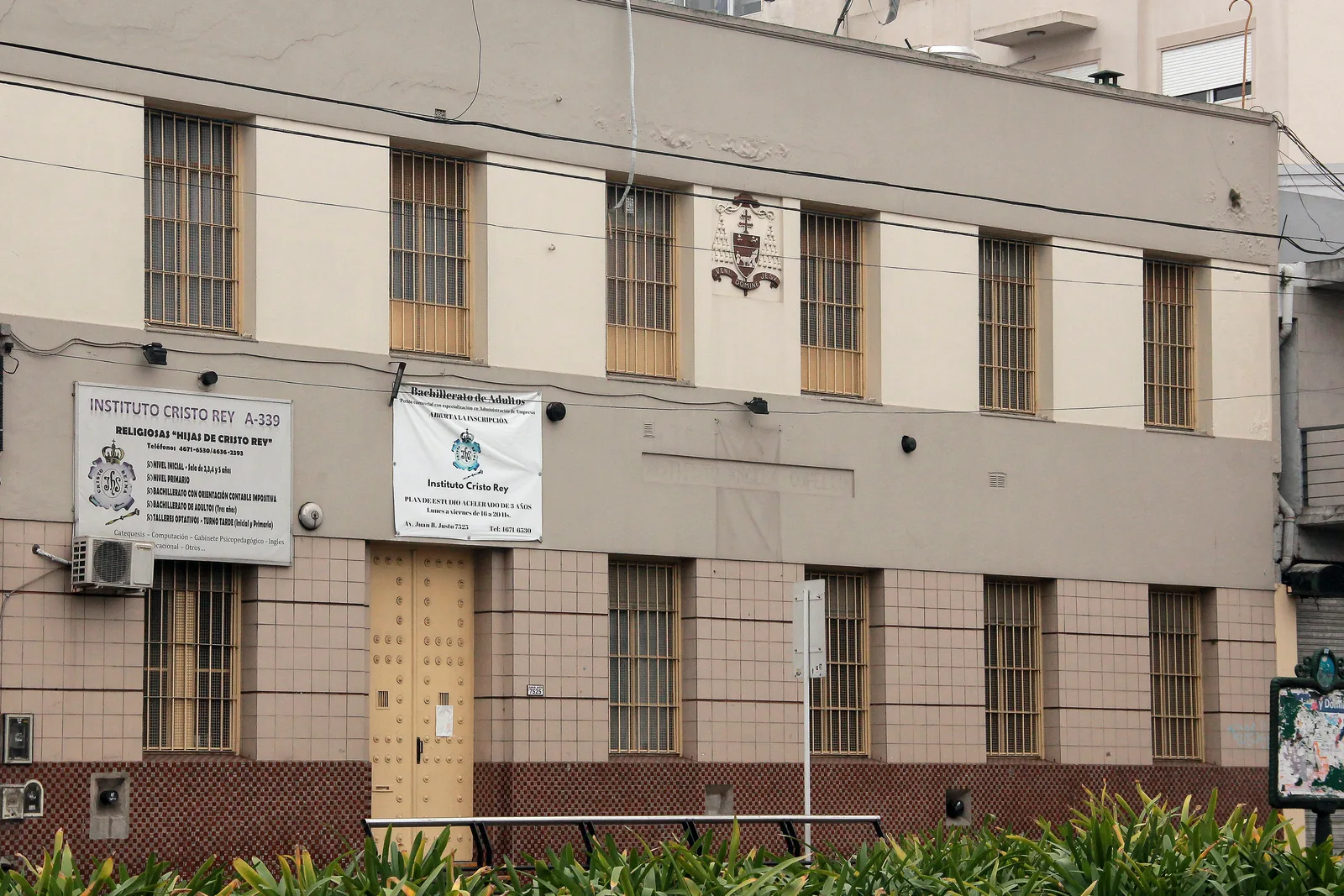 Fachada de Instituto Cristo Rey