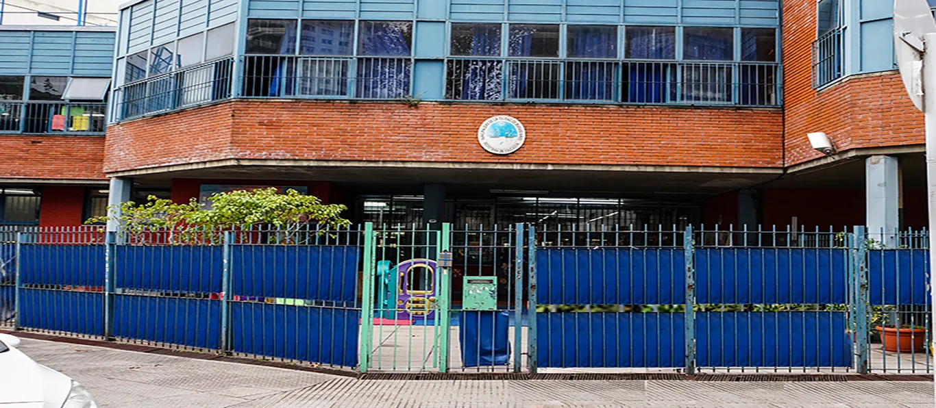 Fachada de Jardín de Infantes Común N.º 4 D.E. 9