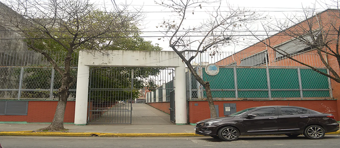 Fachada de Jardín de Infantes Común N.º 4 D.E. 6 «Mariano Boedo»
