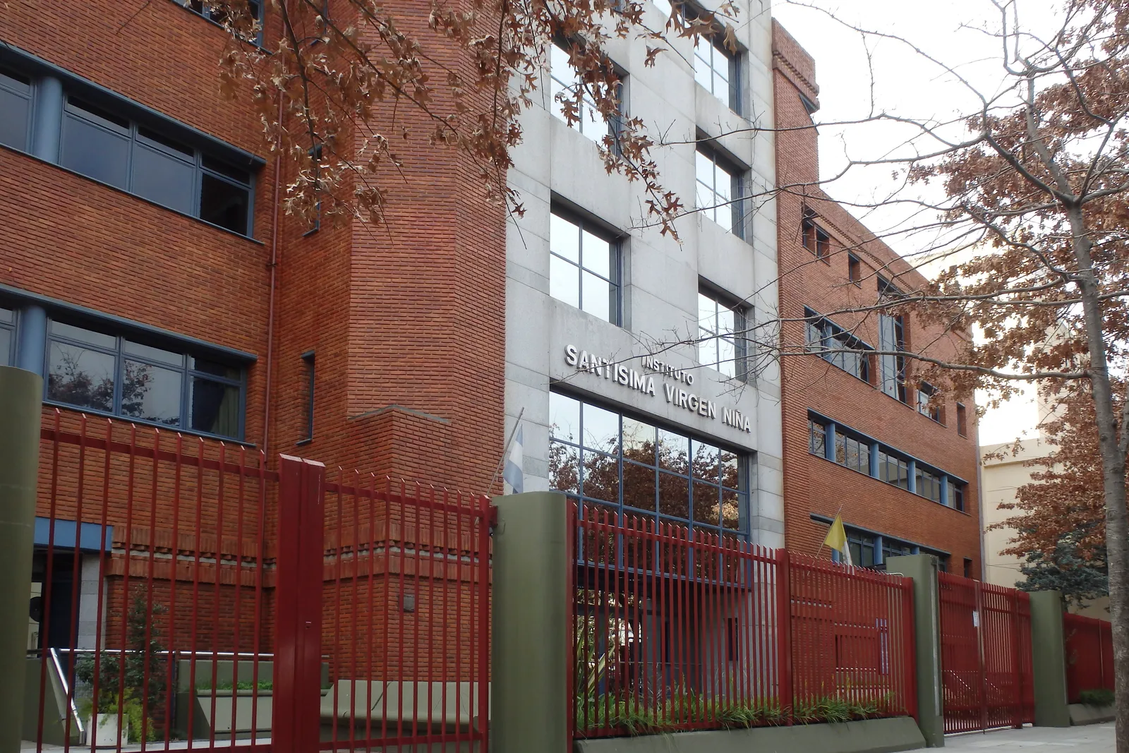 Fachada de Instituto Santísima Virgen Niña