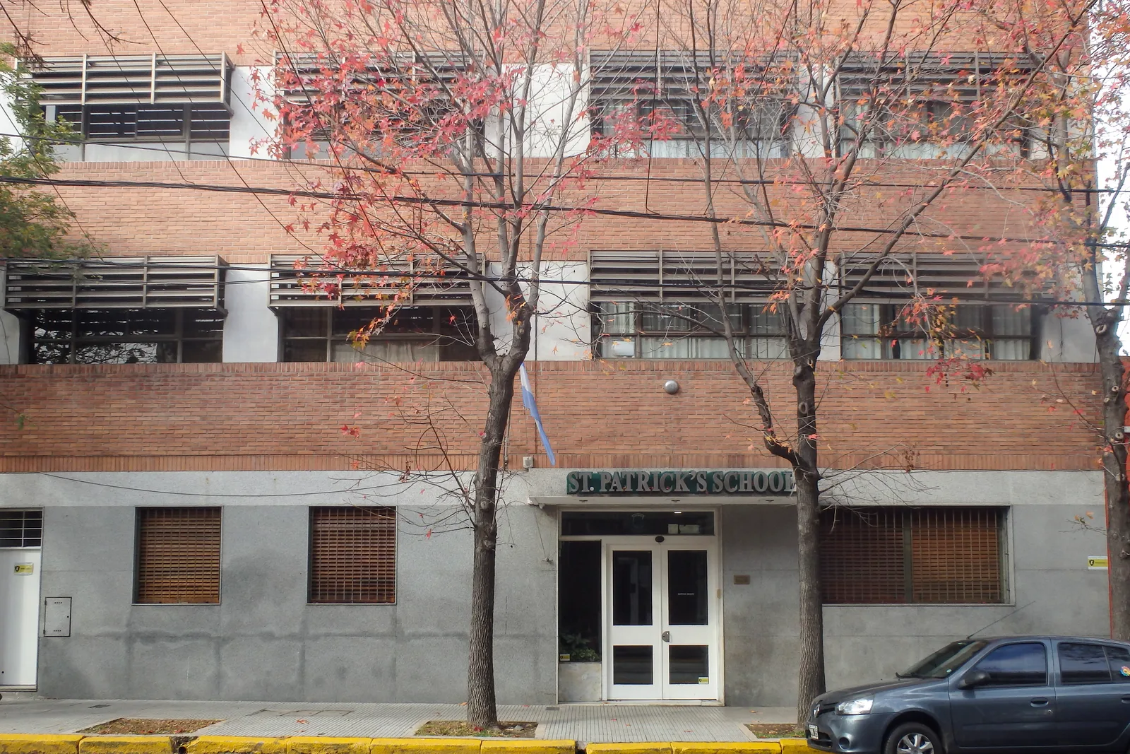 Fachada de Instituto San Patricio