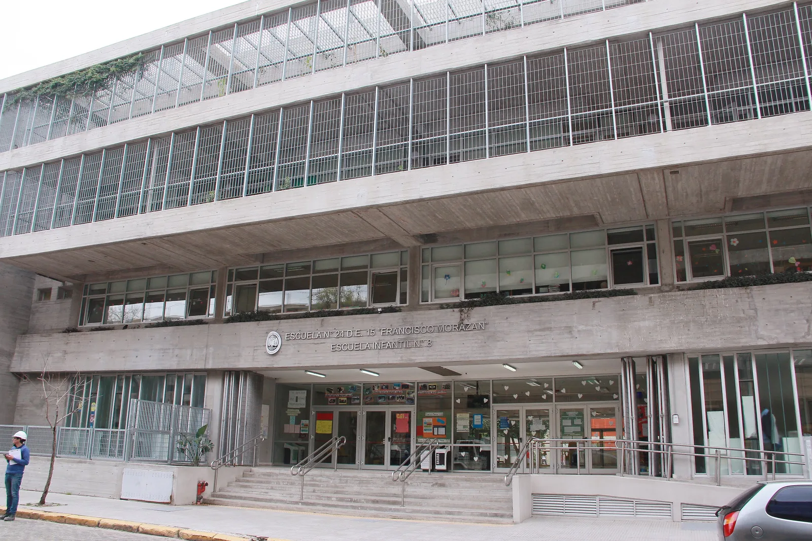 Fachada de Escuela Primaria Común N.º 24 D.E. 15 «Francisco Morazan»