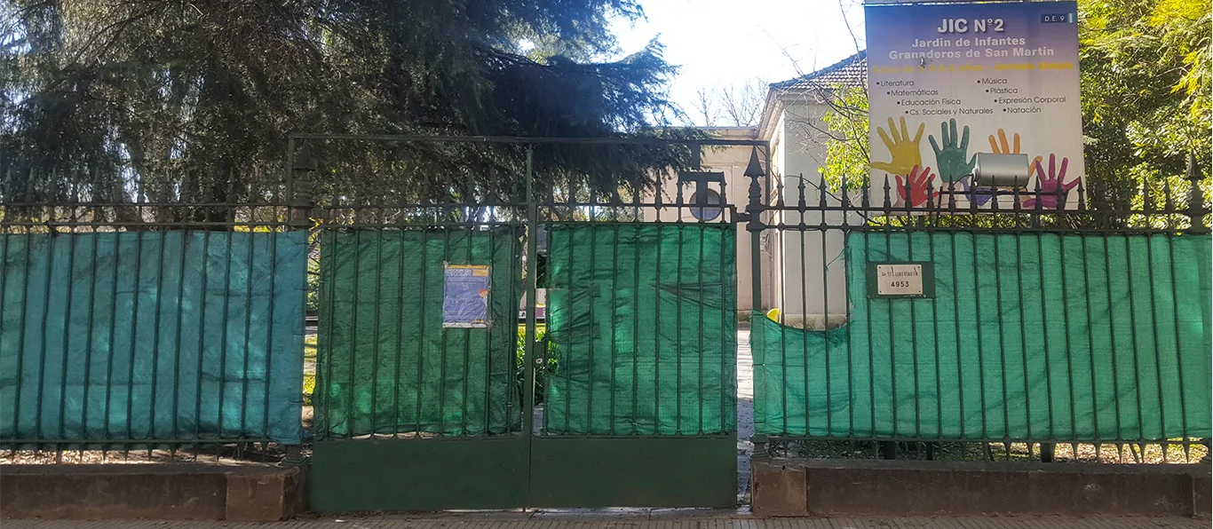 Fachada de Jardín de Infantes Común N.º 2 D.E. 9 «Granaderos de San Martín»
