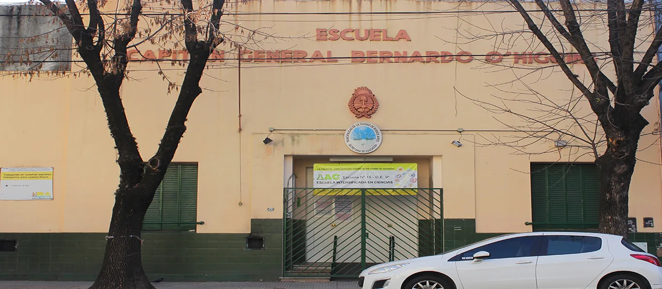 Fachada de Escuela Primaria Común N.º 15 D.E. 9 «Cap Gral Bernardo O'higgins»