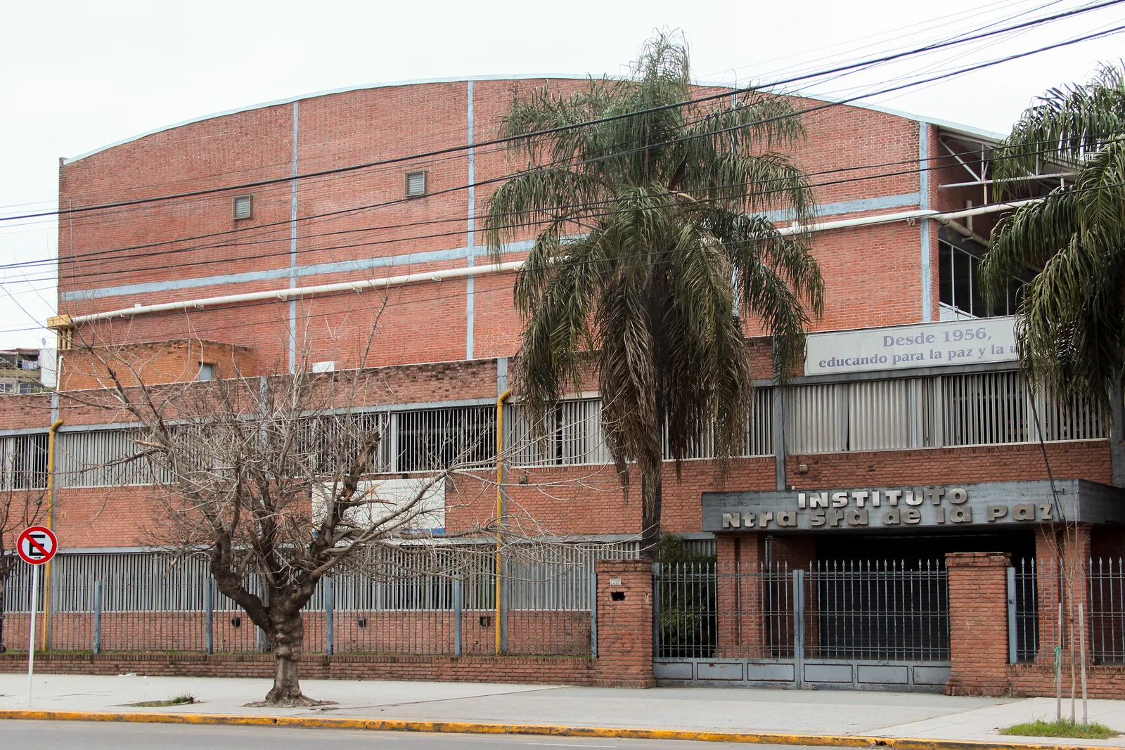 Fachada de Instituto Nuestra Sra.de la Paz