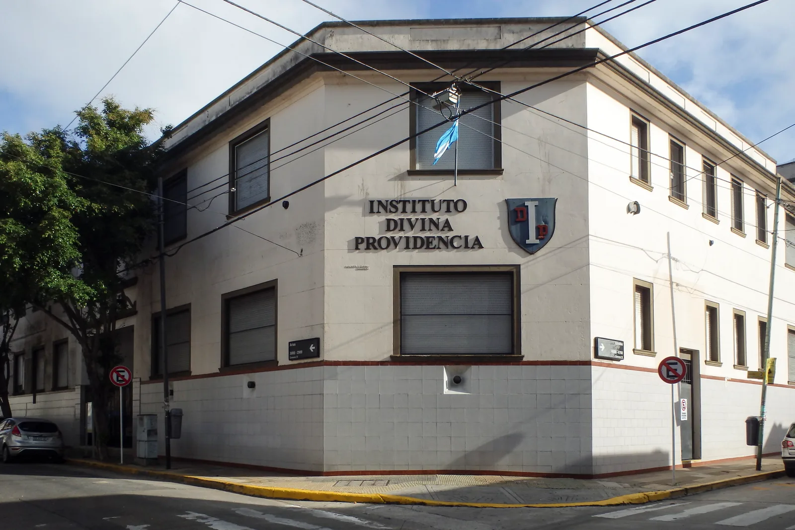 Fachada de Instituto Divina Providencia