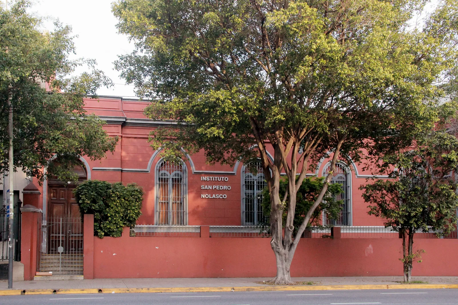 Fachada de Instituto San Pedro Nolasco