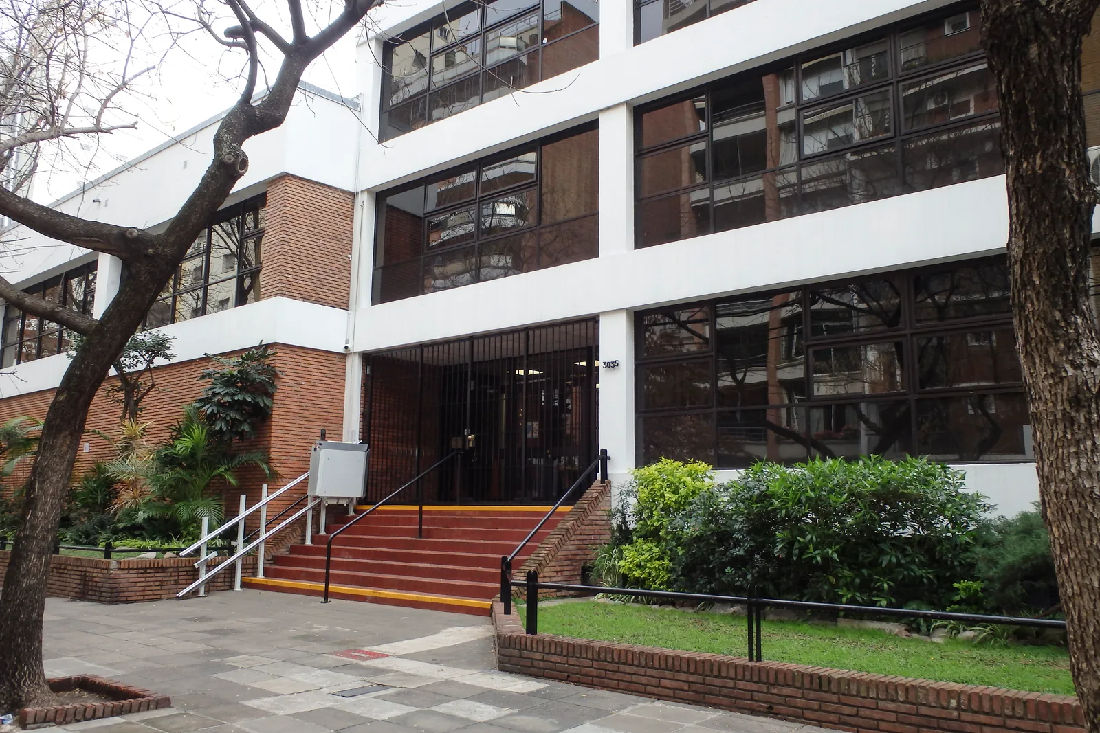 Fachada de Belgrano Day School