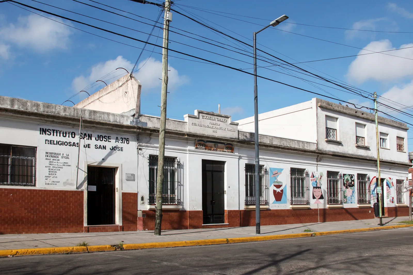 Fachada de Instituto San José