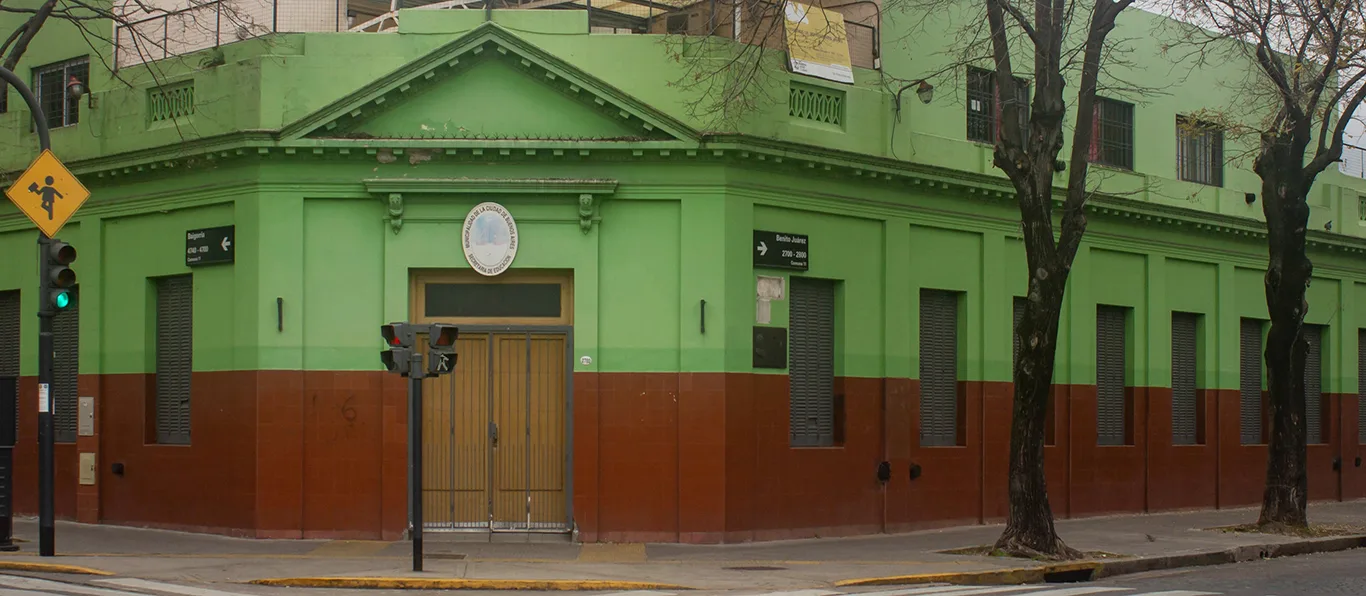 Fachada de Jardín de Infantes Nucleado D N.º 4 D.E. 17 «Victoria Ocampo»