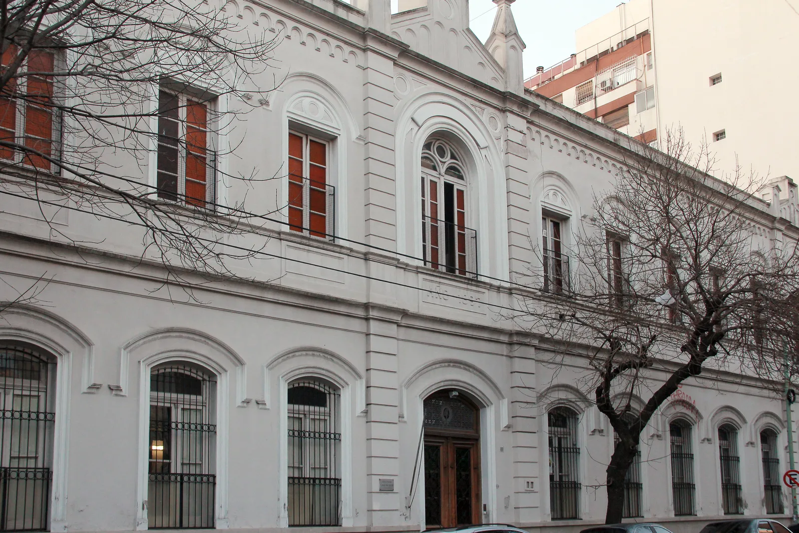 Fachada de Inst.priv.del Sindicato Gba de Obras Sanitarias