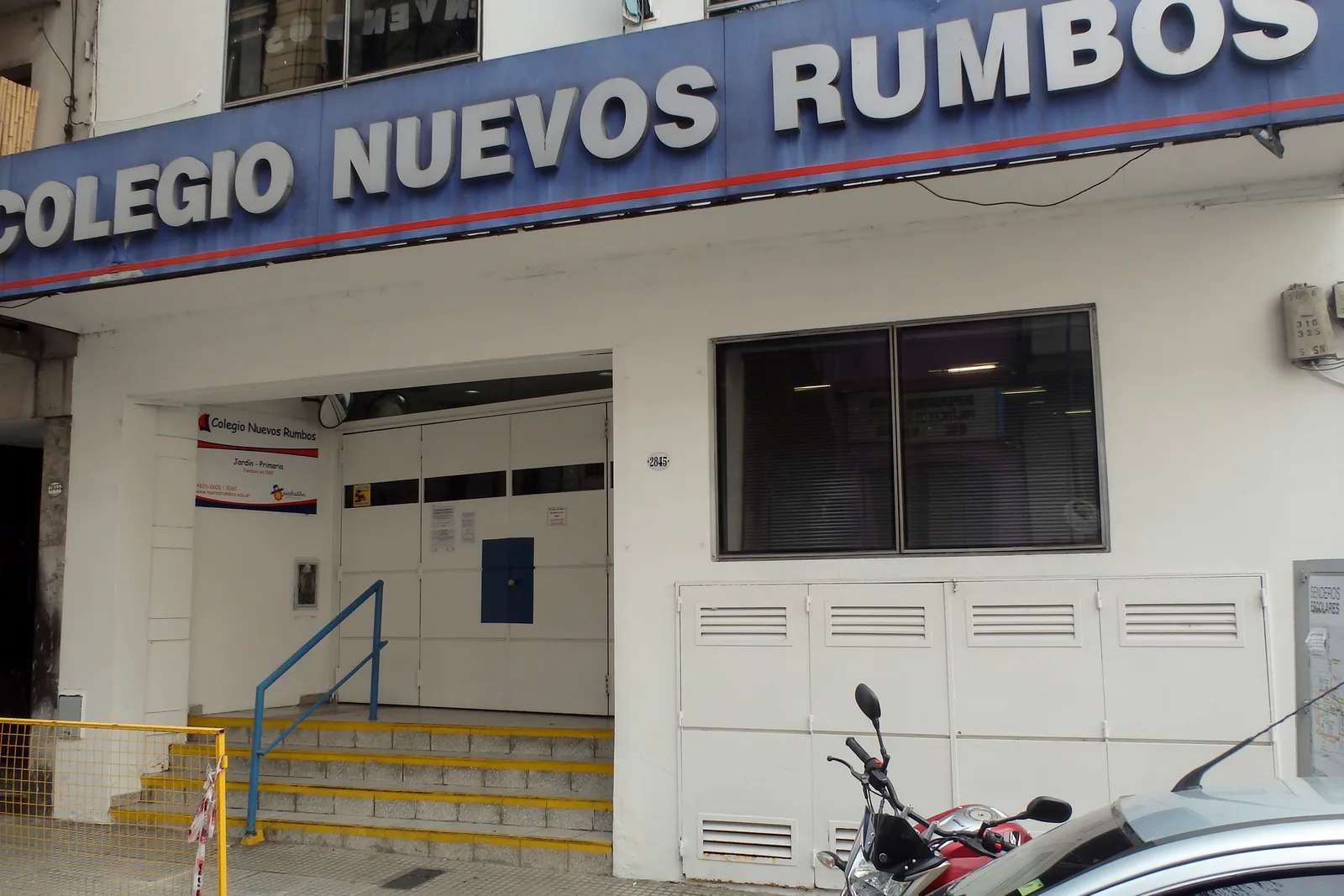 Fachada de Colegio Nuevos Rumbos