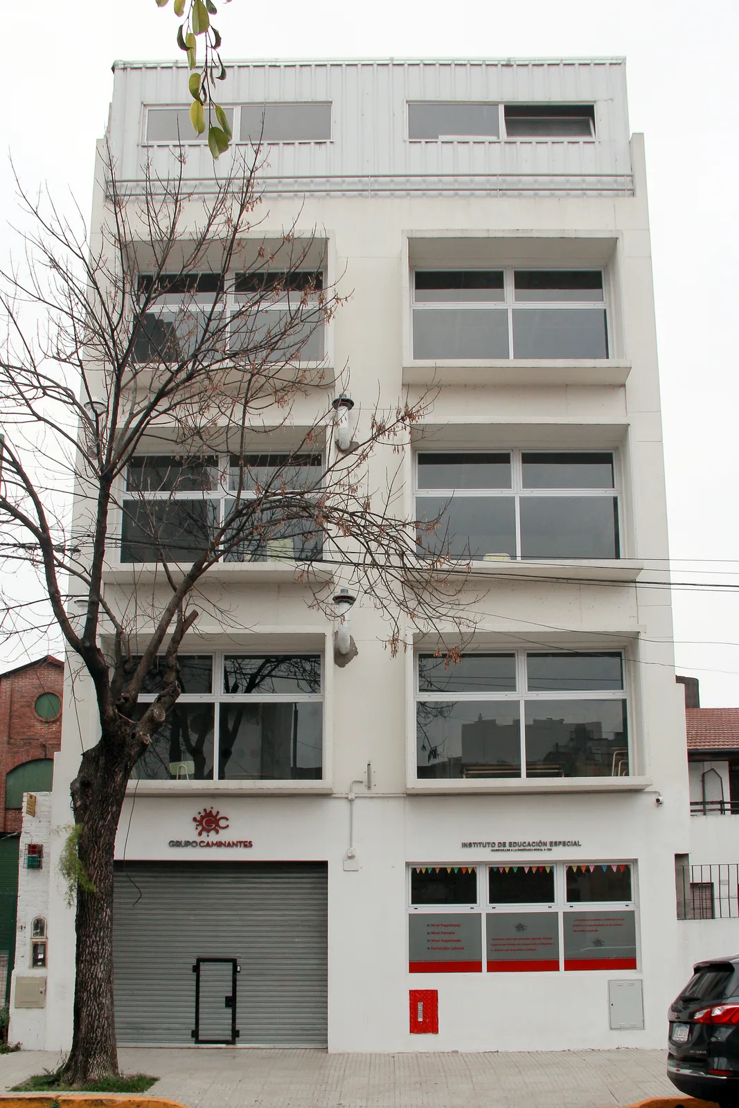 Fachada de Instituto Grupo Caminantes