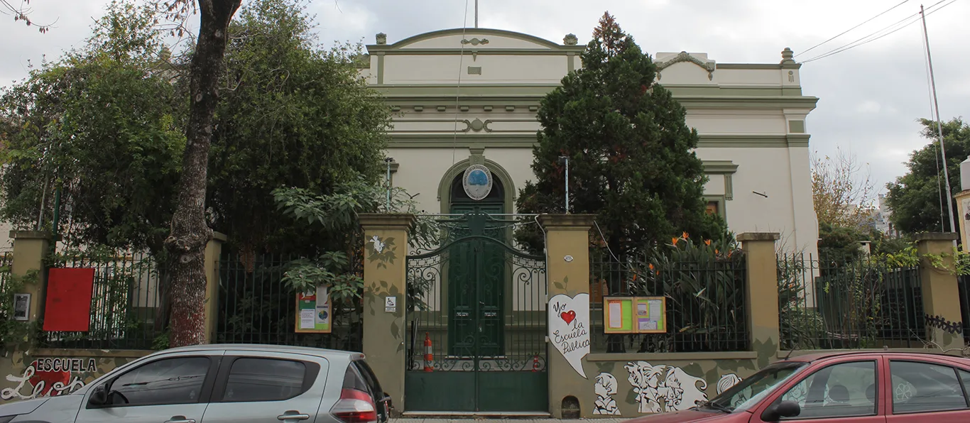 Fachada de Jardín de Infantes Común N.º 4 D.E. 16 «Dr. Florencio Escardo»