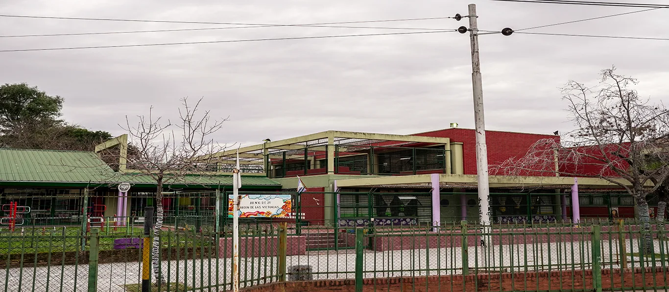 Fachada de Jardín de Infantes Integral N.º 6 D.E. 21