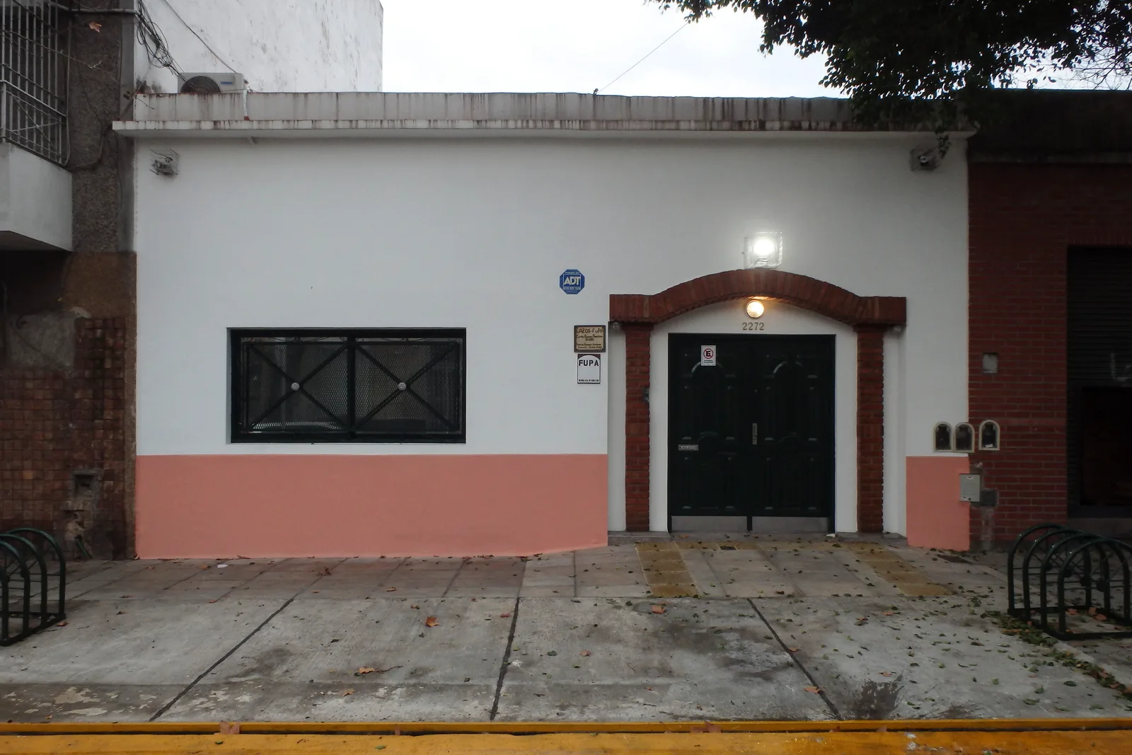 Fachada de Centro Educativo Terapéutico "lazos-Fupa"
