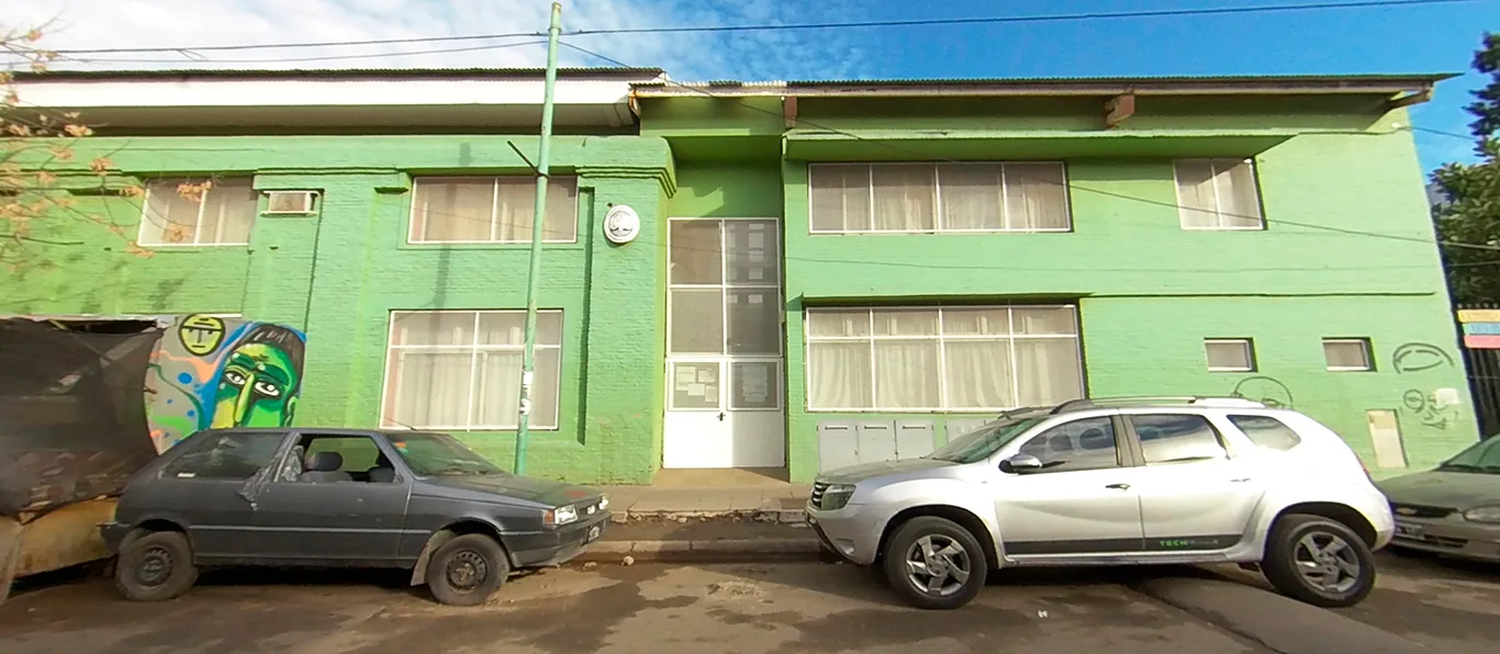 Fachada de Escuela Primaria Común N.º 12 D.E. 5 «Horacio Quiroga»