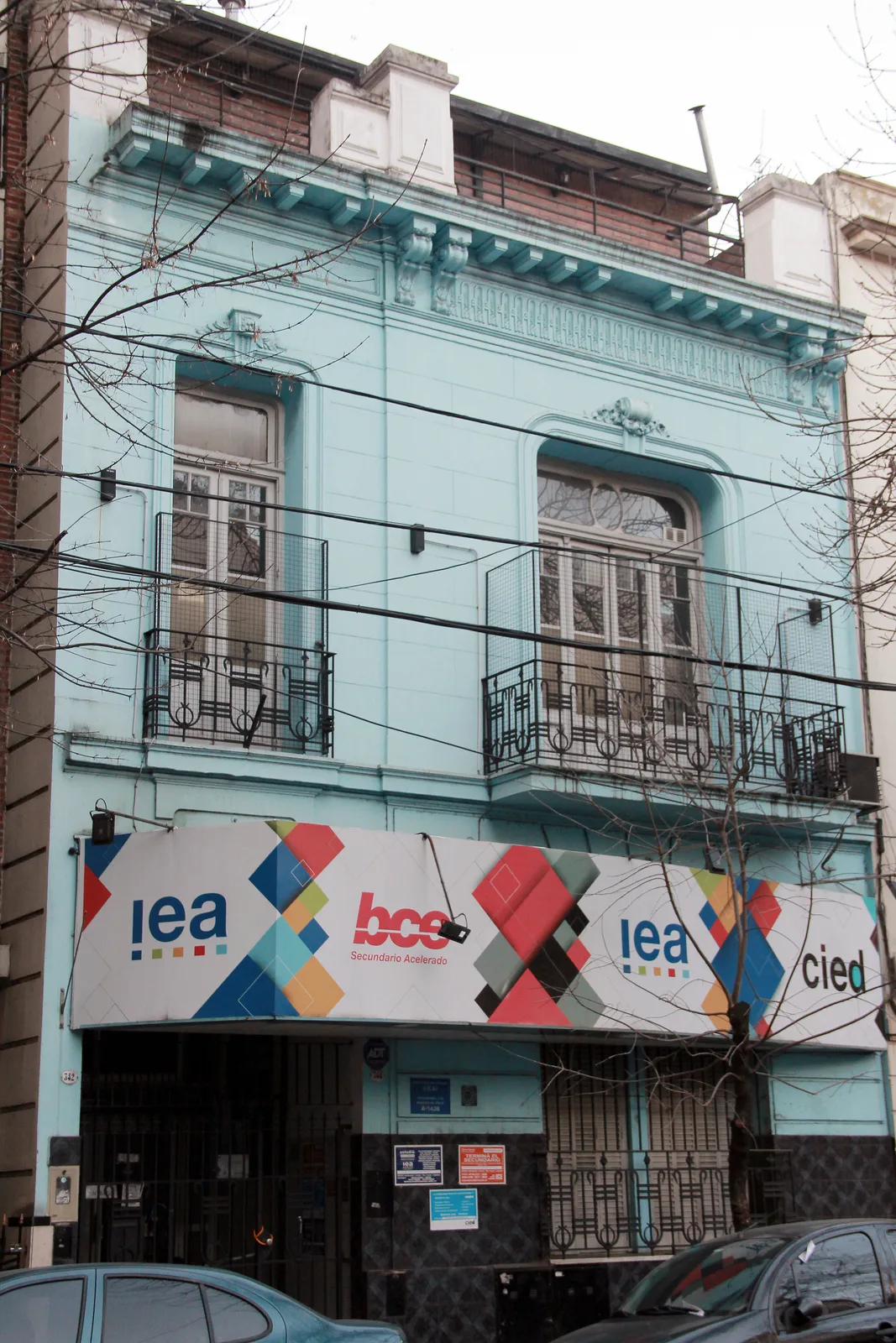 Fachada de Inst. Educativo Argentino