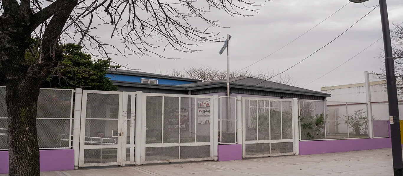 Fachada de Escuela Infantil N.º 8 D.E. 20
