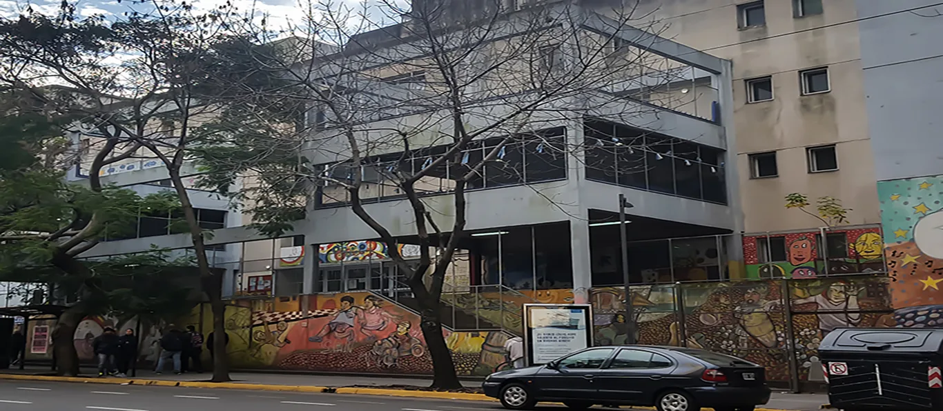 Fachada de Escuela Infantil N.º 8 D.E. 4