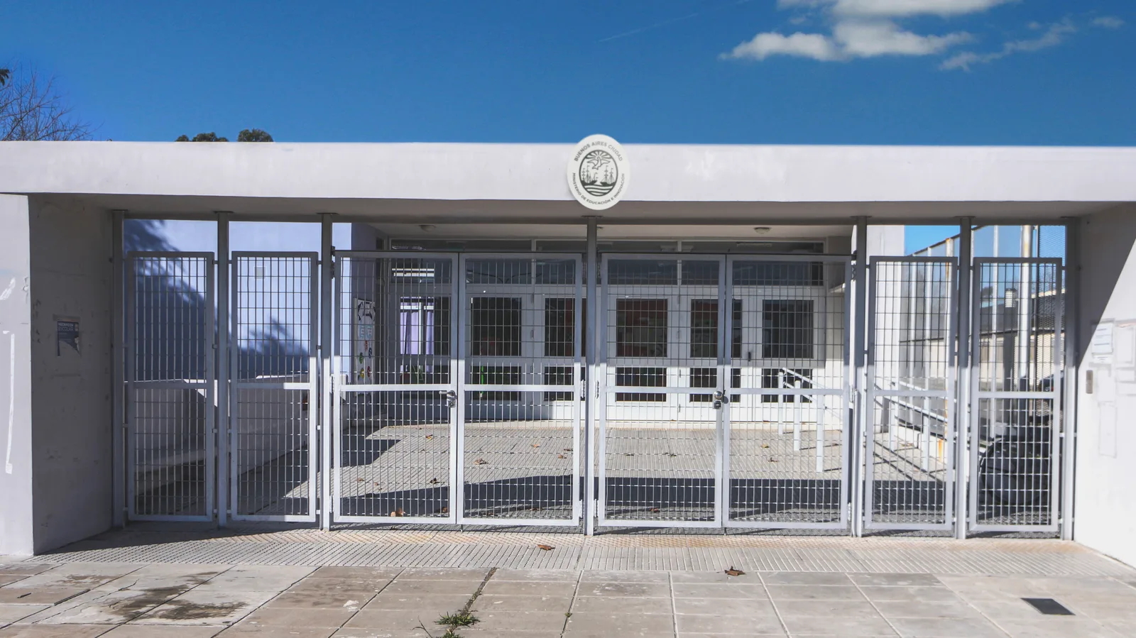 Fachada de Jardín de Infantes Integral N.º 10 D.E. 21