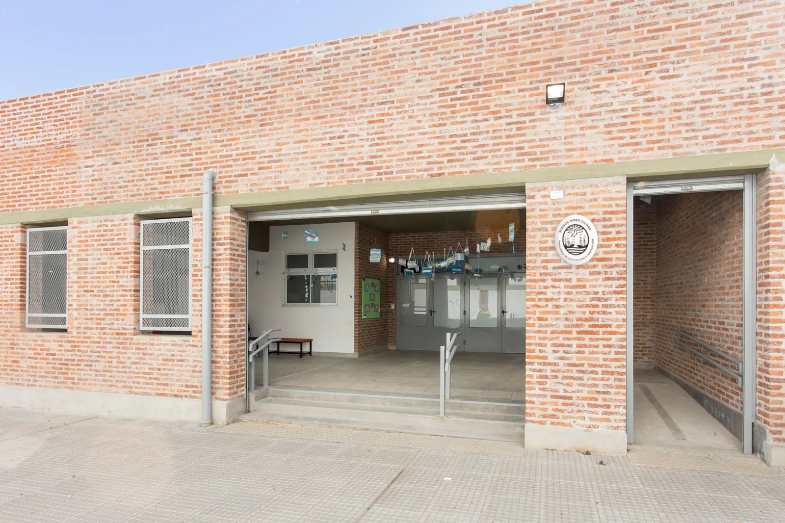 Fachada de Jardín de Infantes Común N.º 15 D.E. 21